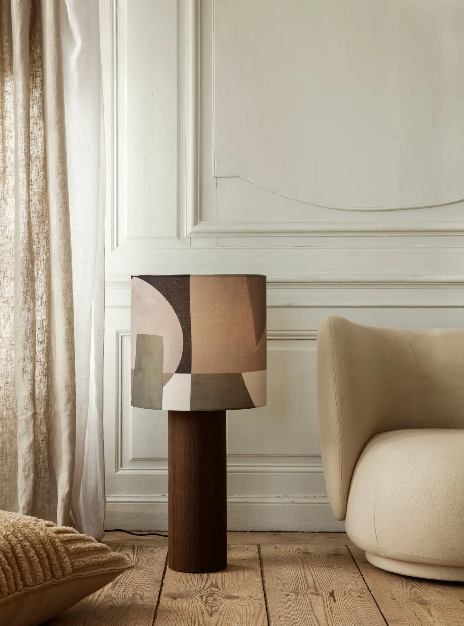 Ferm Living Entire L varjostin - Laatukaluste