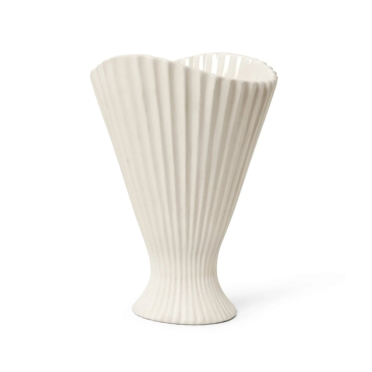 Ferm Living Fountain maljakko luonnonvalkoinen - Laatukaluste