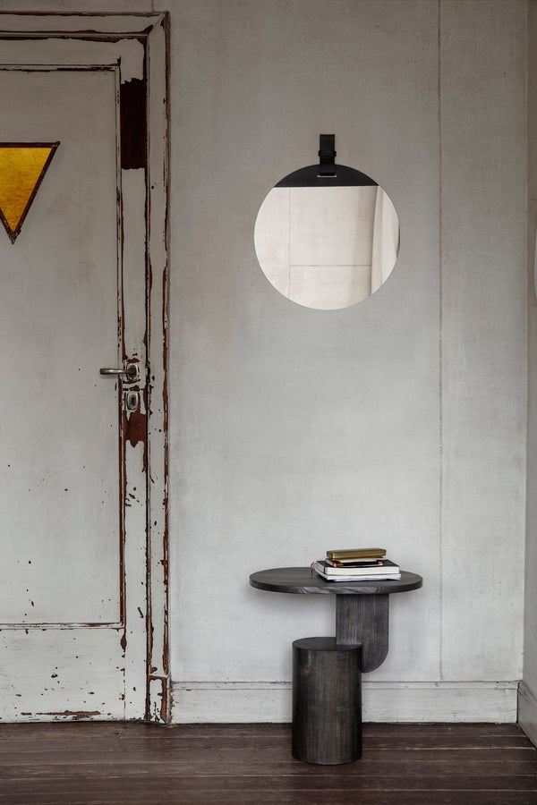 Ferm Living Insert sivupöytä musta - Laatukaluste