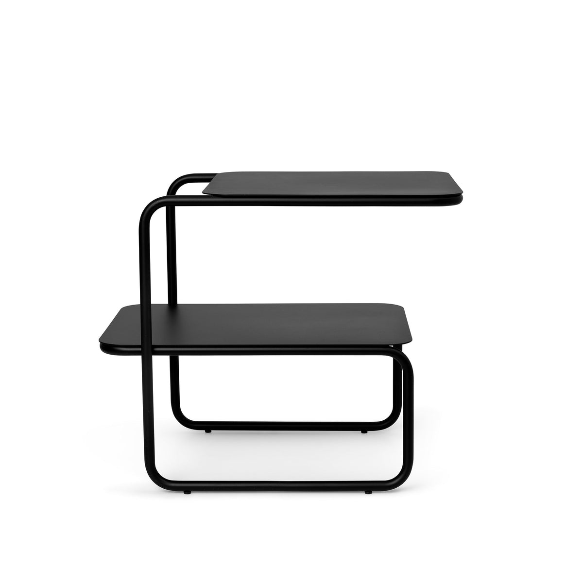 Ferm Living Level sivupöytä musta - Laatukaluste
