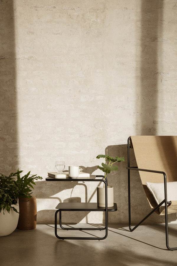 Ferm Living Level sivupöytä musta - Laatukaluste