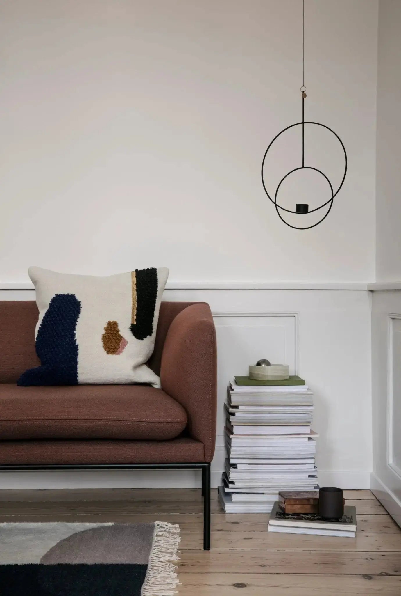 Ferm Living Loop tyyny Mount - Laatukaluste