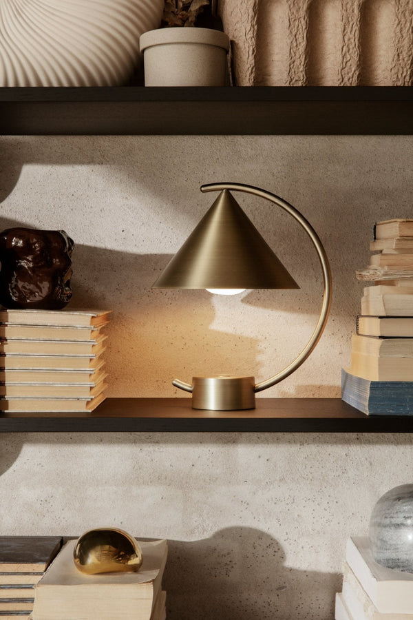 Ferm Living Meridian pöytävalaisin messinki - Laatukaluste