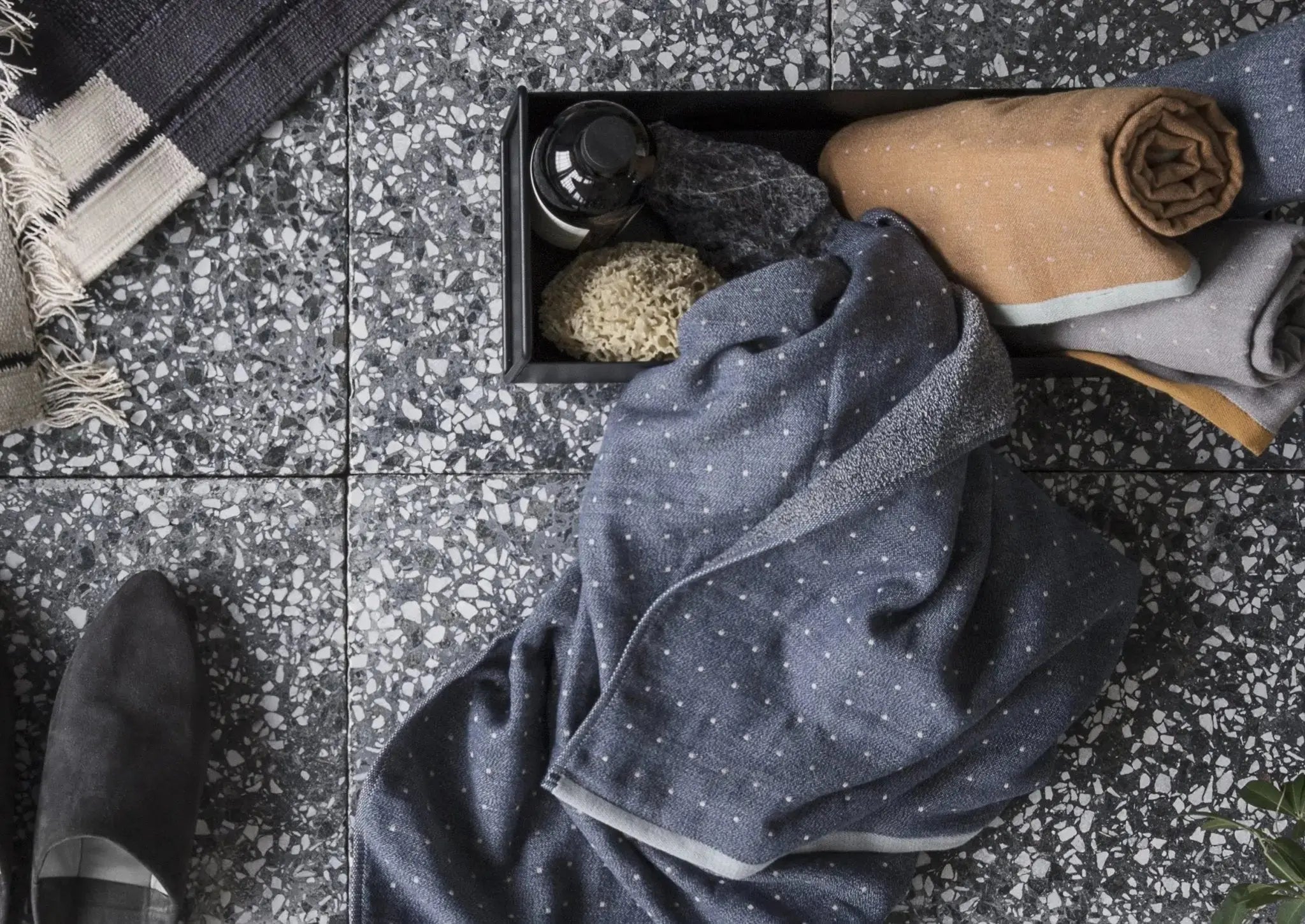 Ferm Living Plant box pieni musta - Laatukaluste