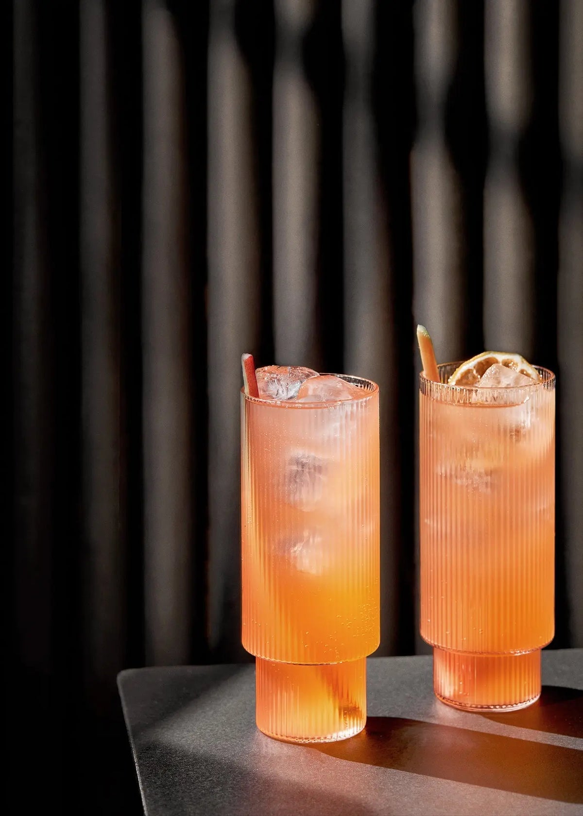 Ferm Living Ripple lasi korkea 4kpl kirkas - Laatukaluste