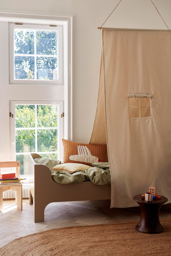 Ferm Living Settle sänkykatos luonnonvalkoinen - Laatukaluste