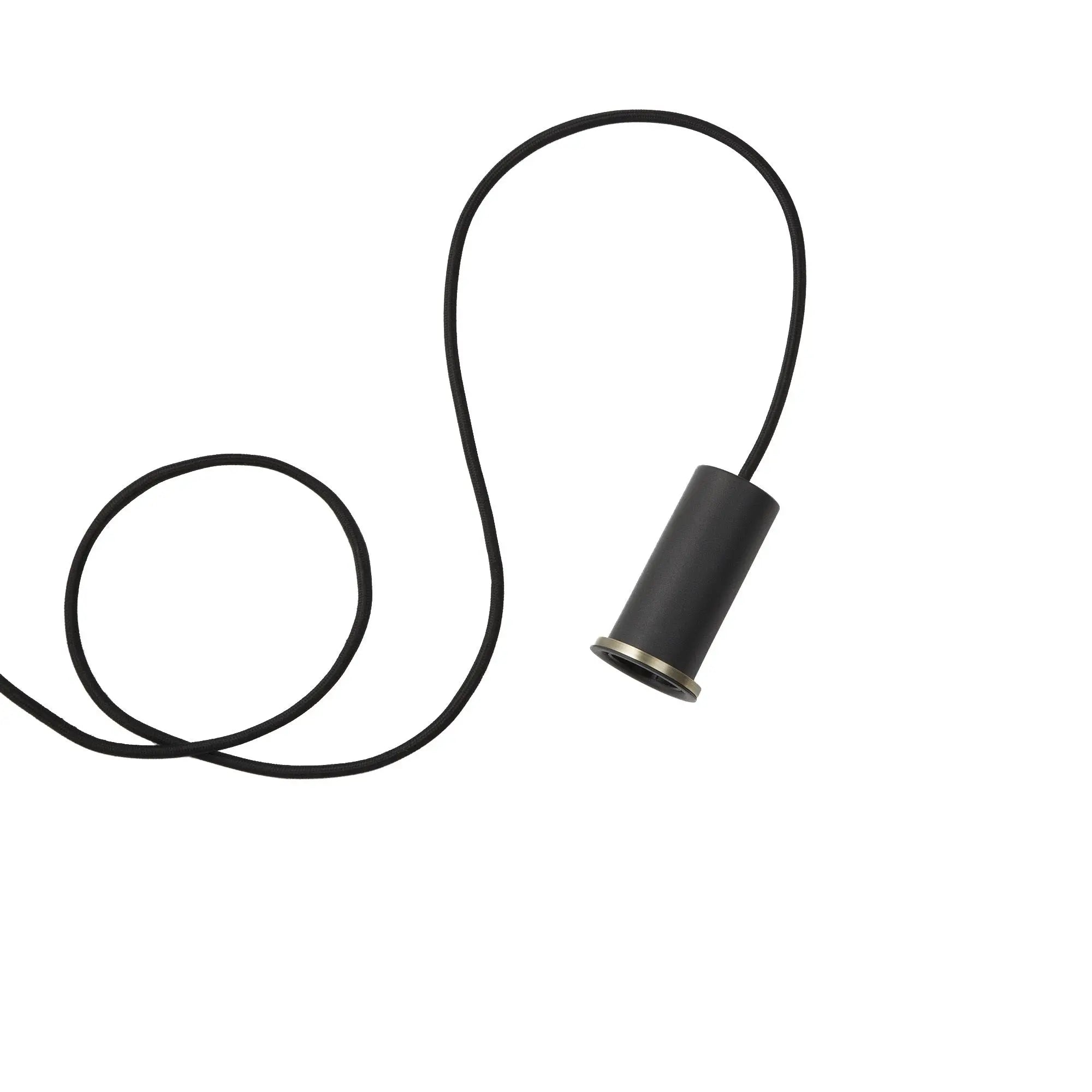Ferm Living Socket Pendant Low musta - Laatukaluste