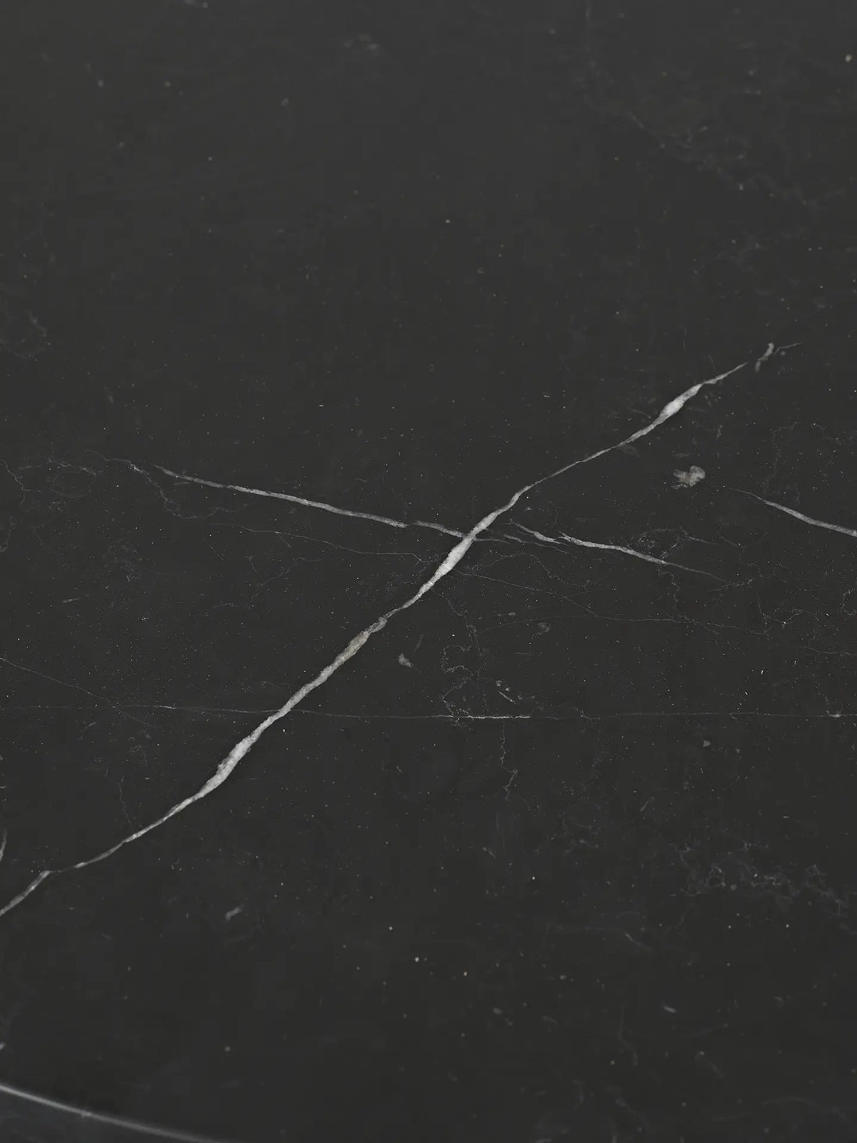 Ferm Living Taula sivupöytä musta Ferm Living