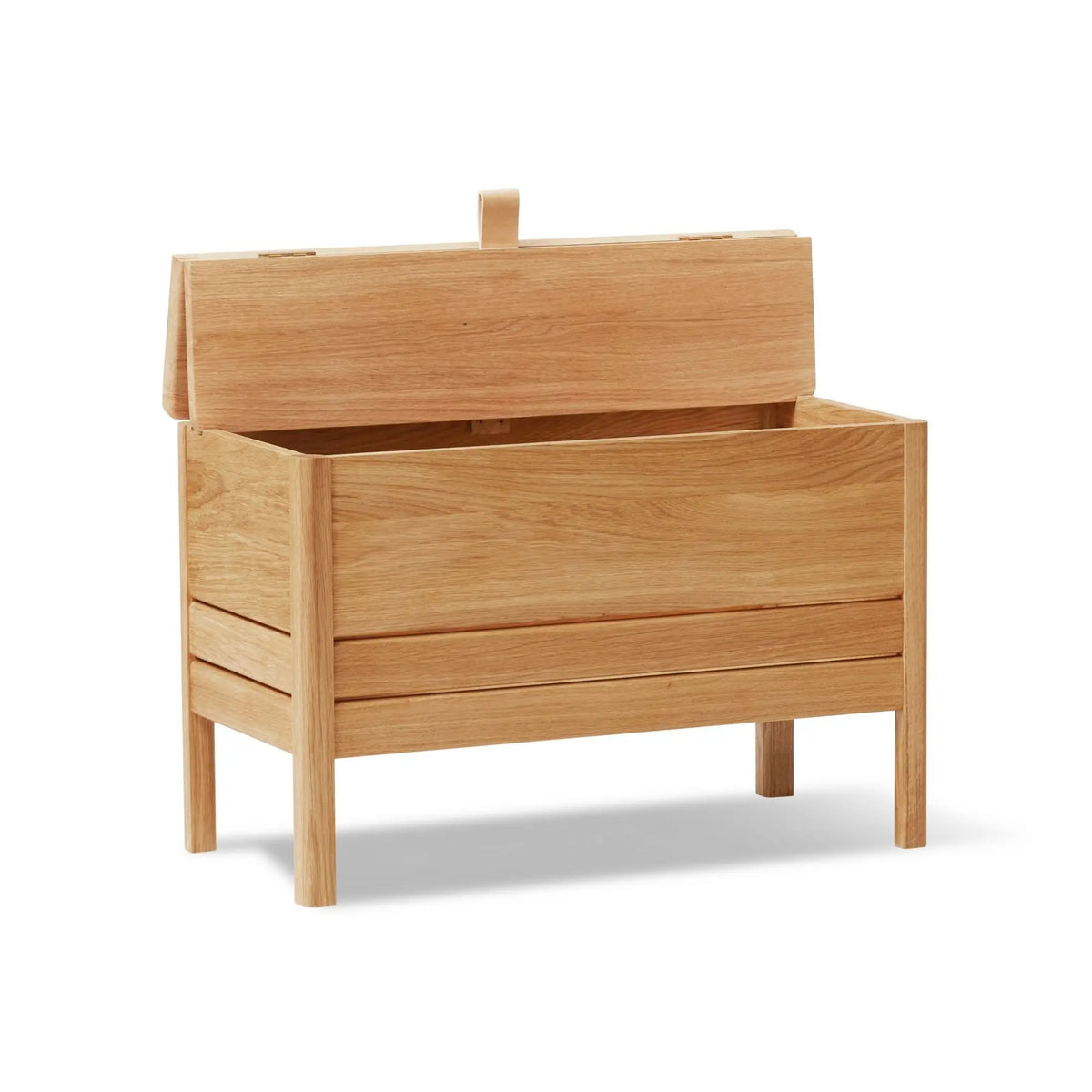 Form & Refine A Line säilytyspenkki 68 tammi Form & Refine