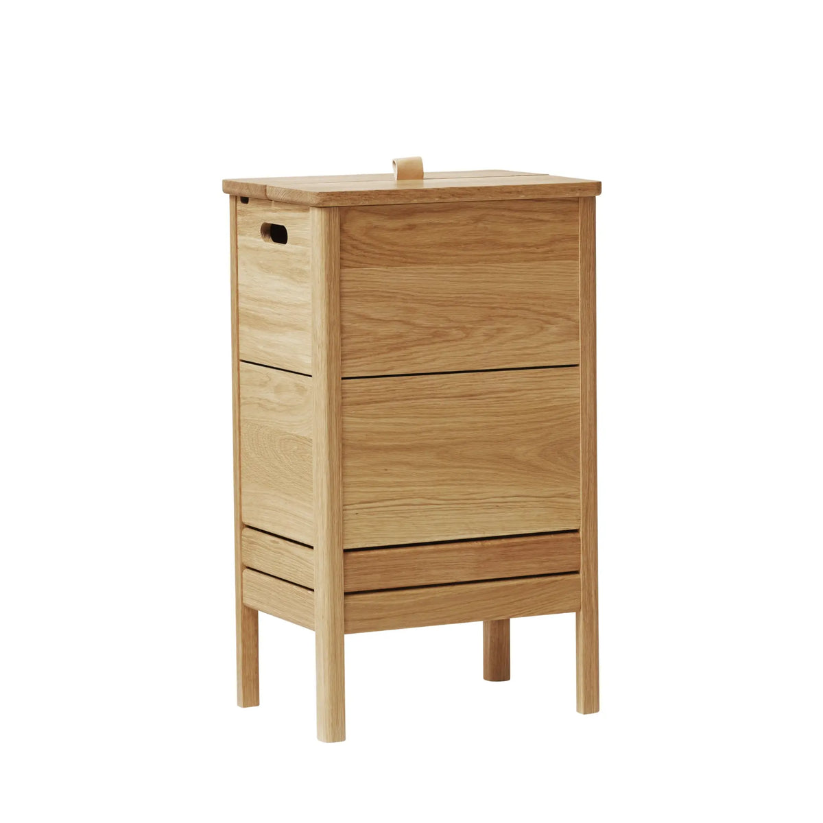 Form & Refine A line pyykkilaatikko tammi Form & Refine