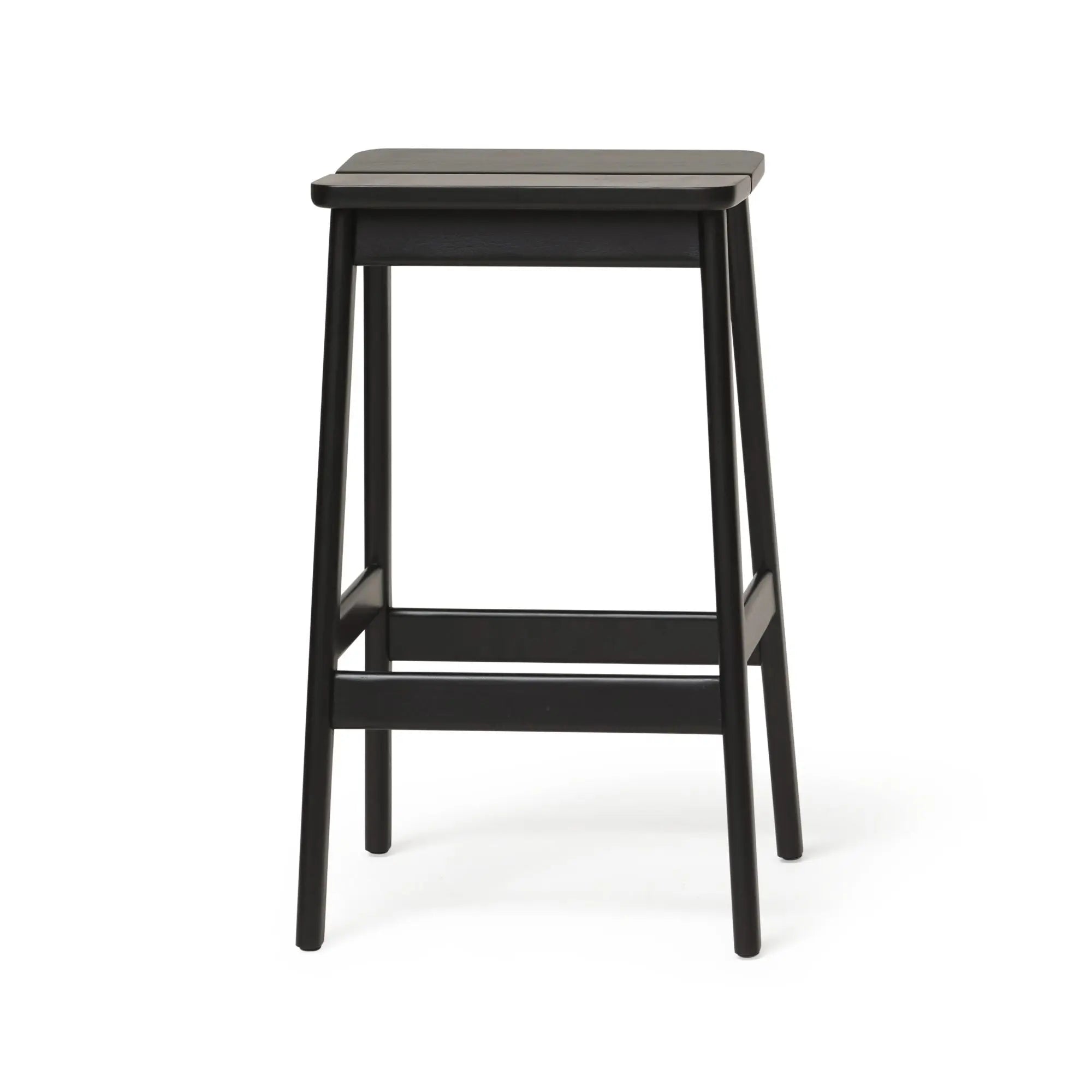 Form & Refine Angle 65 baarituoli musta Form & Refine