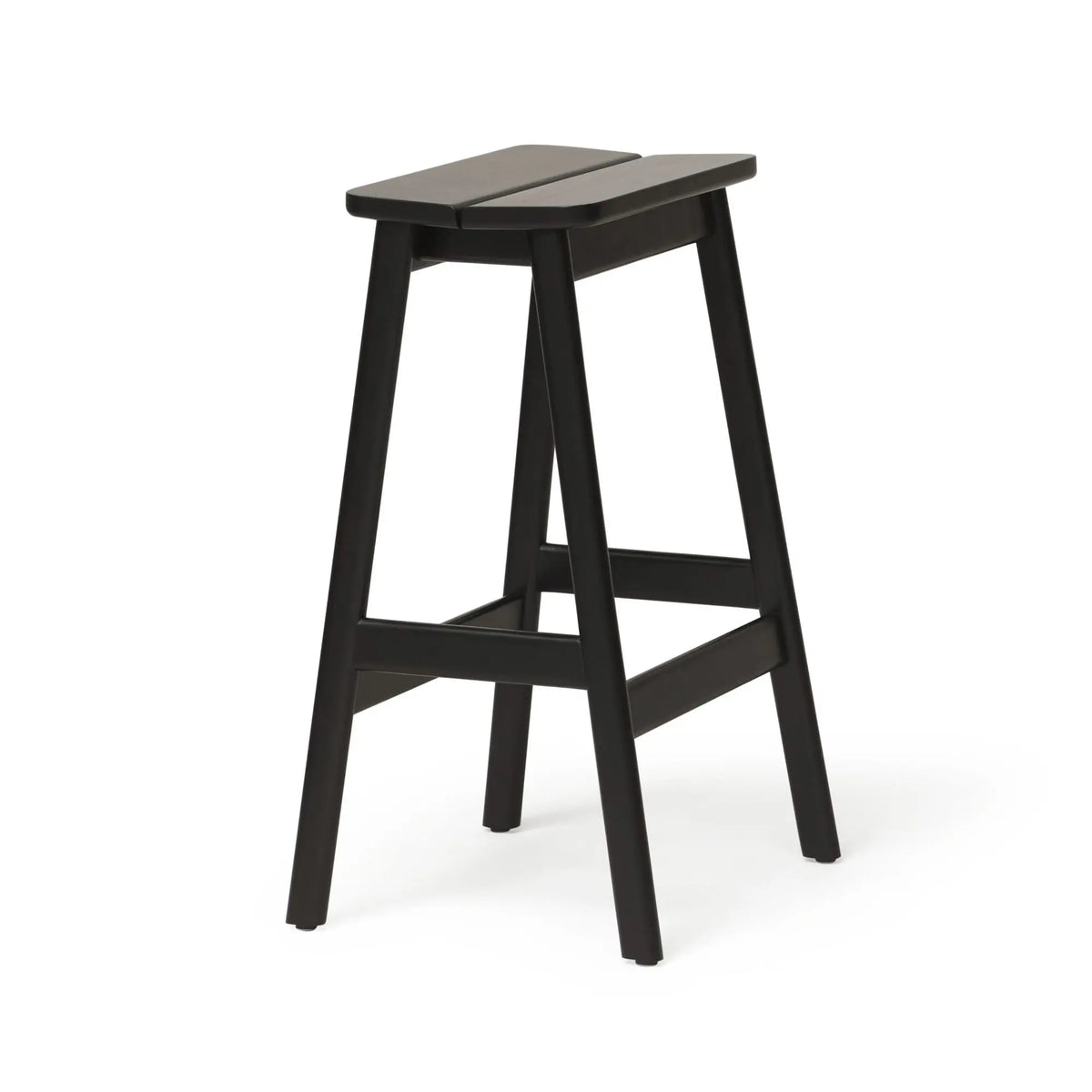 Form & Refine Angle 65 baarituoli musta Form & Refine