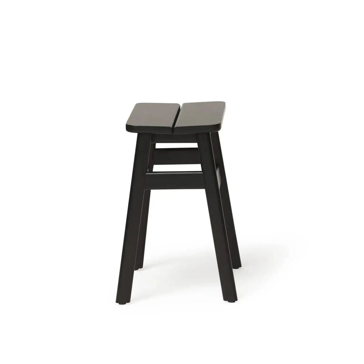 Form & Refine Angle jakkara 45 musta Form & Refine