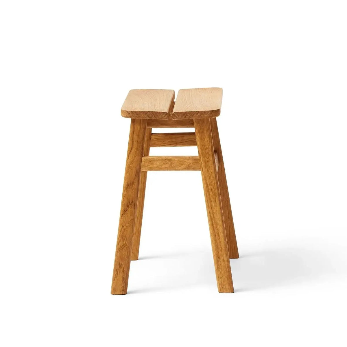 Form & Refine Angle jakkara 45 tammi Form & Refine