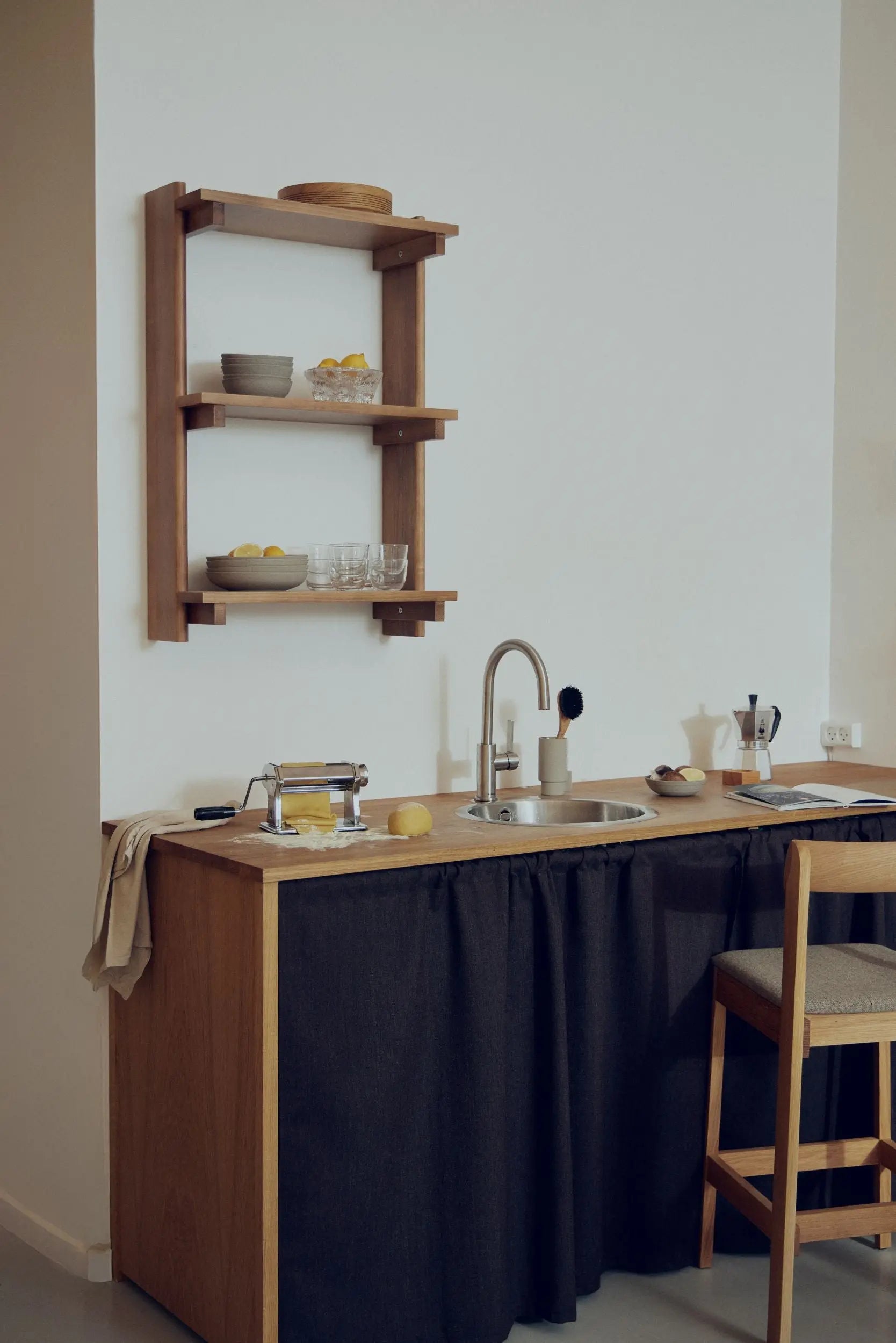 Form & Refine Beam 3 hylly ruskea mänty Form & Refine