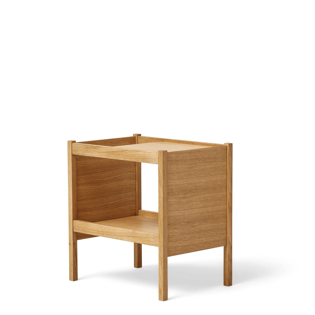 Form & Refine Journal sivupöytä tammi Form & Refine