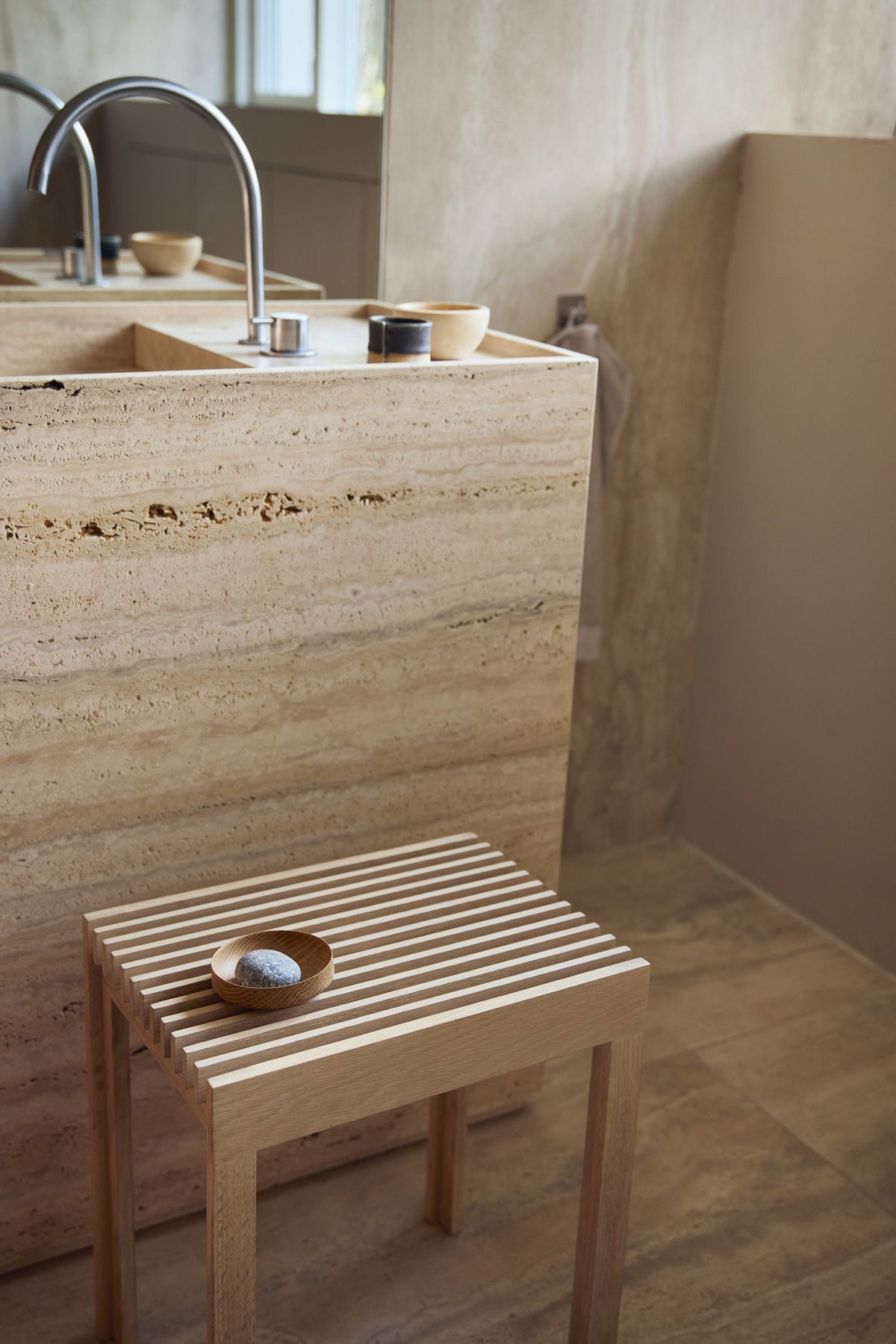 Form & Refine Lightweight jakkara tammi Form & Refine