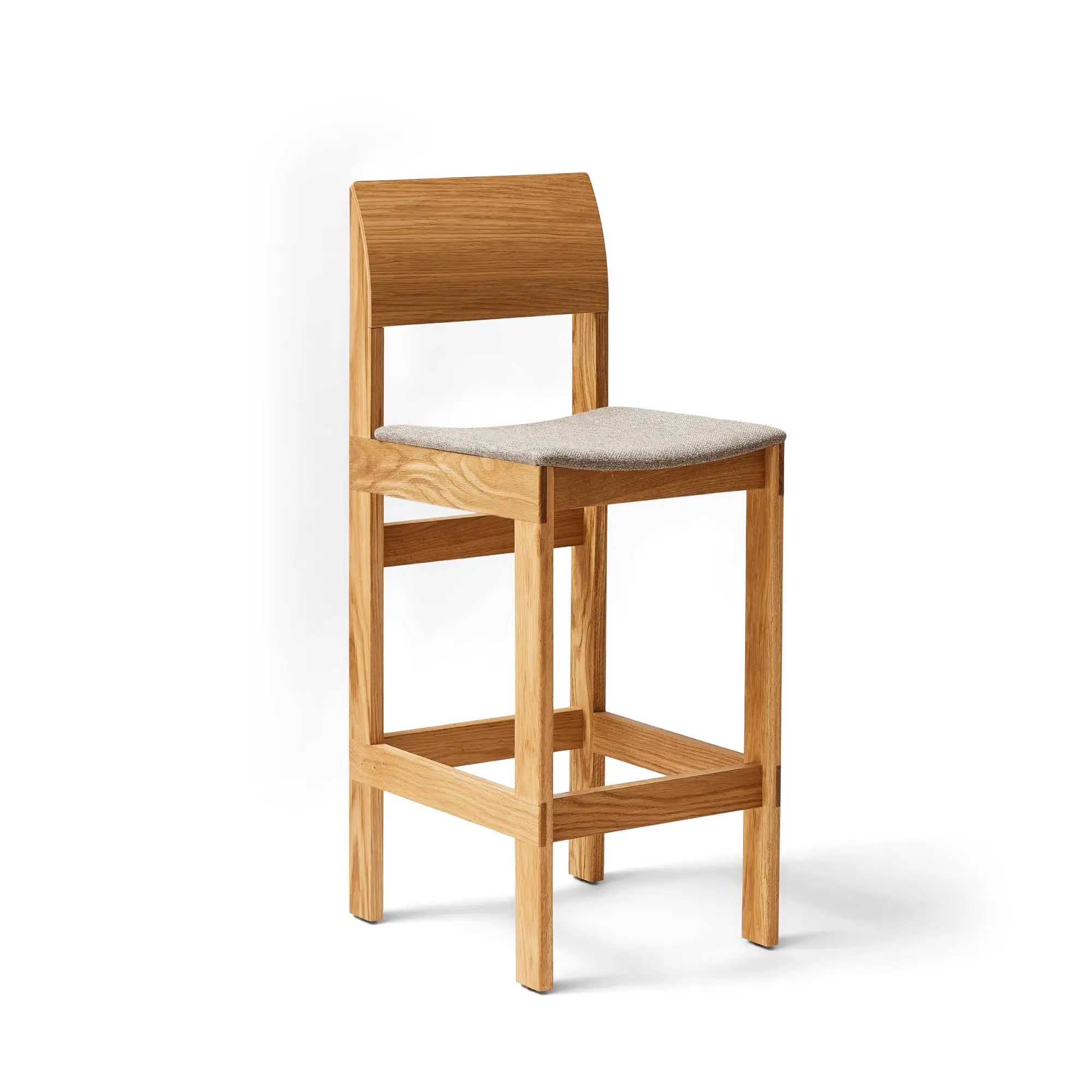 Form & Refine Sonder baarituoli 65 tammi/Hallingdal 227 Form & Refine