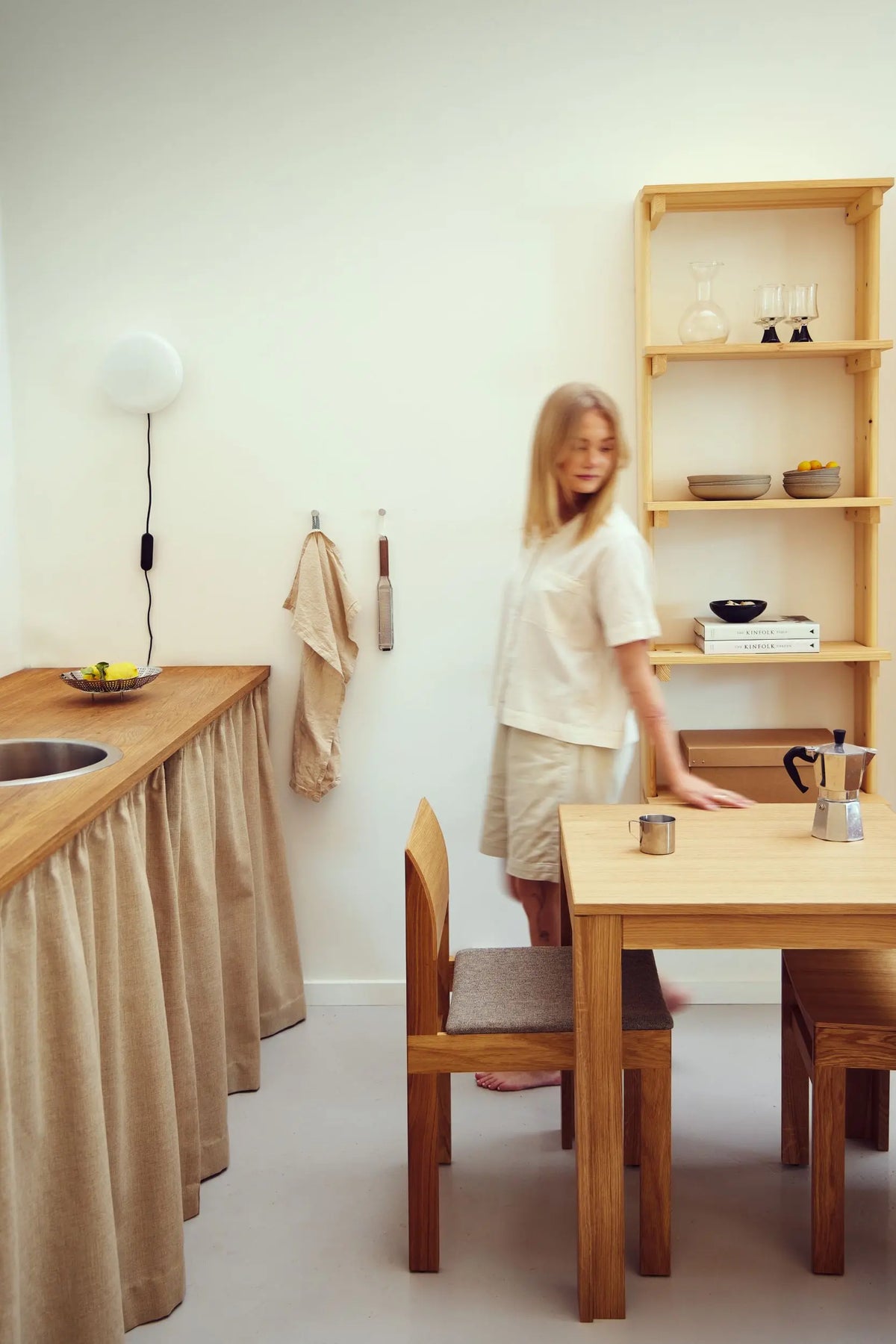 Form & Refine Sonder tuoli tammi/Hallingdal 227 Form & Refine