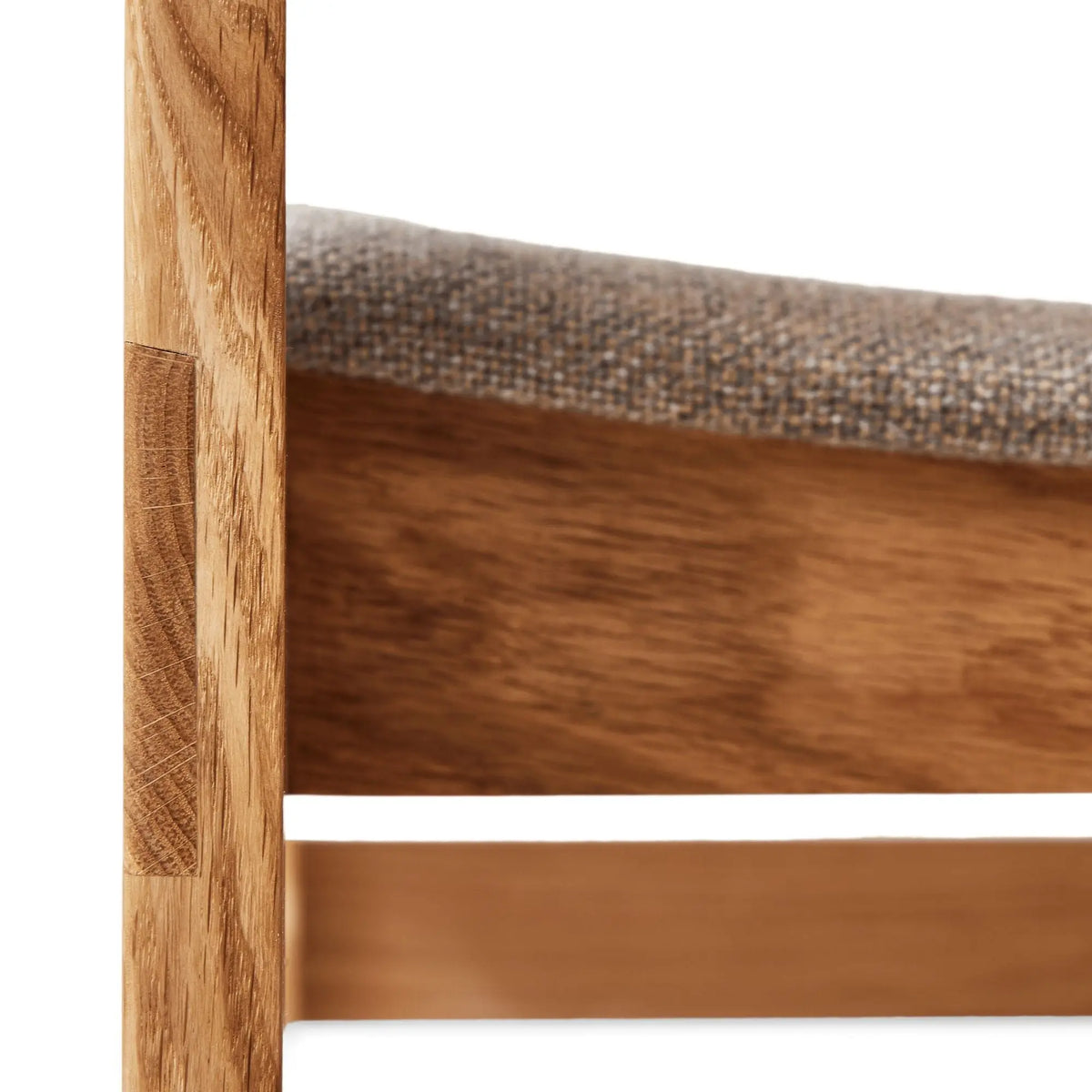 Form & Refine Sonder tuoli tammi/Hallingdal 227 Form & Refine