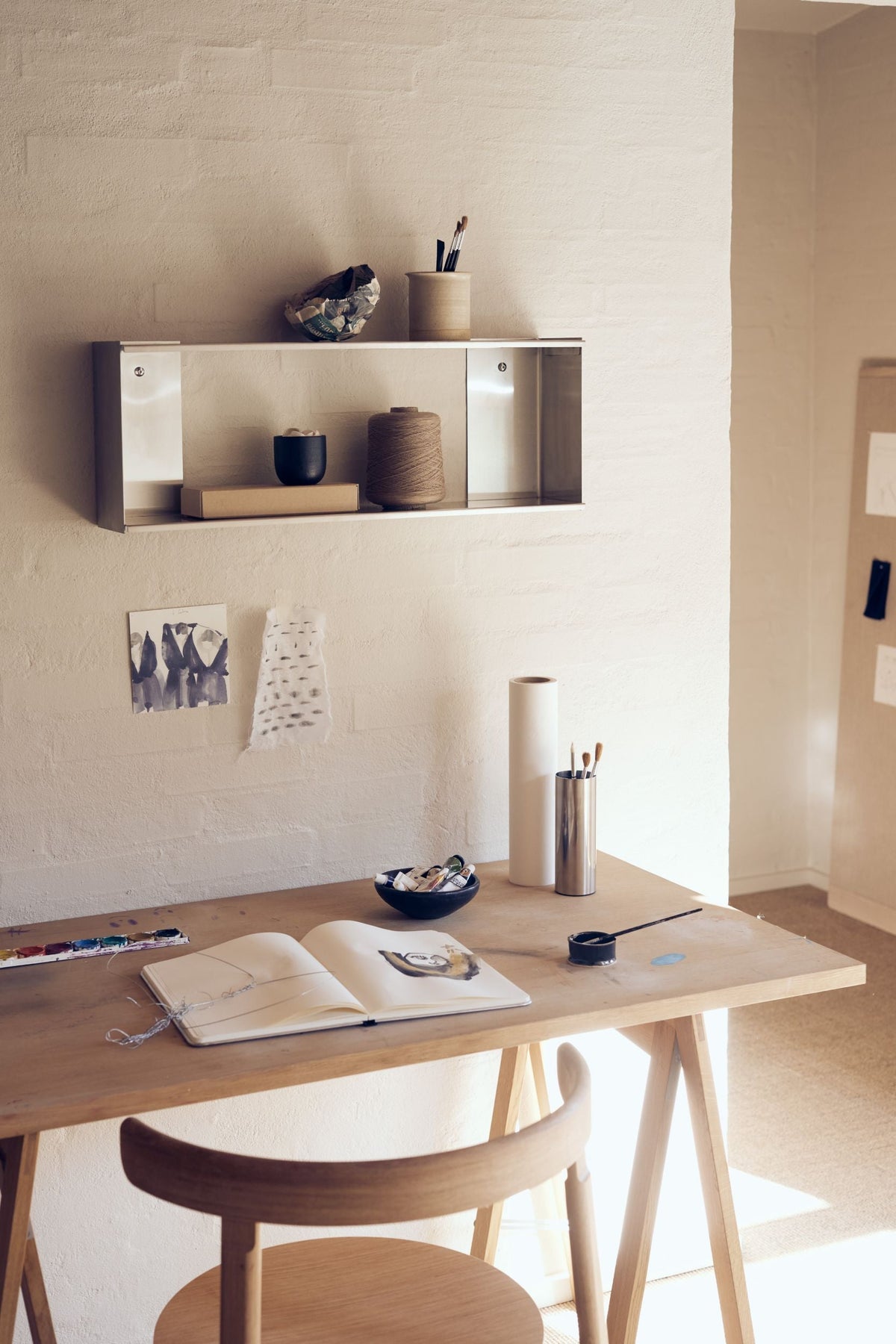 Form & Refine Taper seinähylly 26x70 ruostumaton teräs Form & Refine