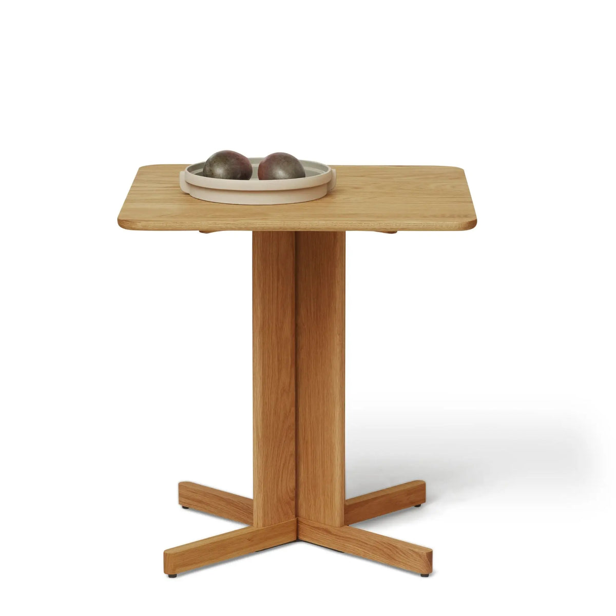 Form & Refine Trefoil pöytä 68x68 tammi Form & Refine