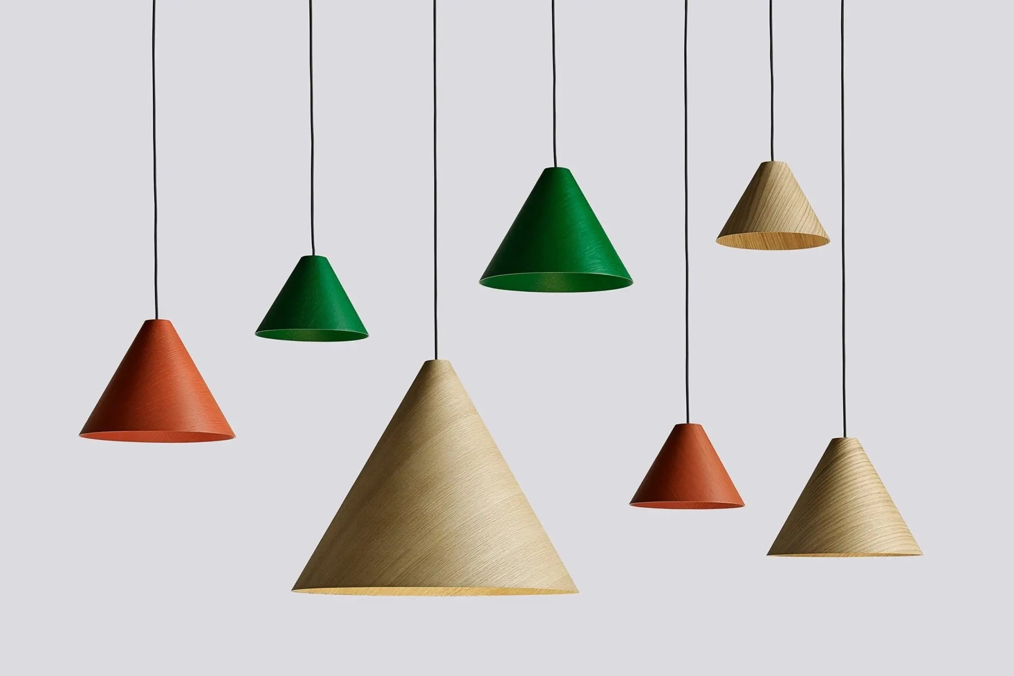 HAY 30 Degrees valaisin M tammi - Laatukaluste