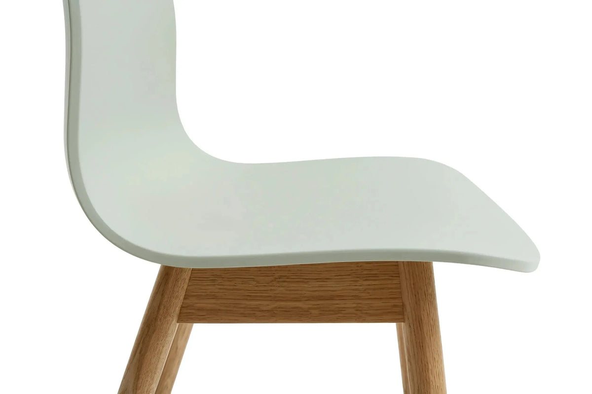 HAY AAC12 tuoli pastellinvihreä/lakattu tammi HAY