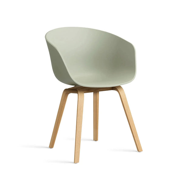 HAY About a Chair AAC22 pastellinvihreä/lakattu tammi HAY