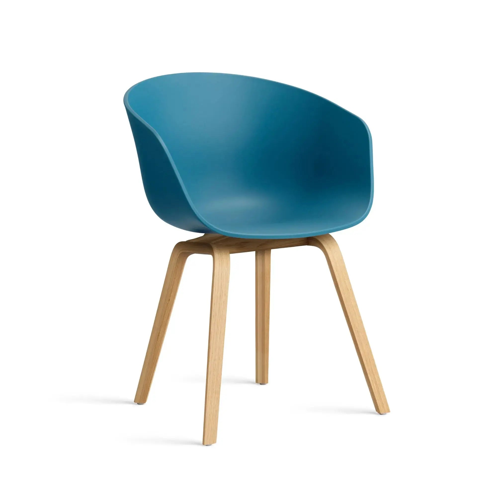 HAY AAC22 tuoli taivaansininen/lakattu tammi HAY