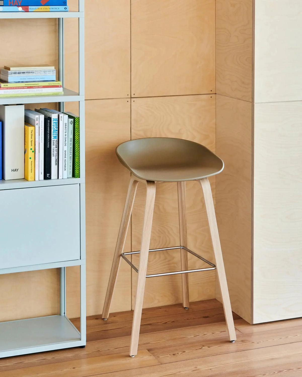 HAY AAS32 baarituoli savi/lakattu tammi, kromi HAY