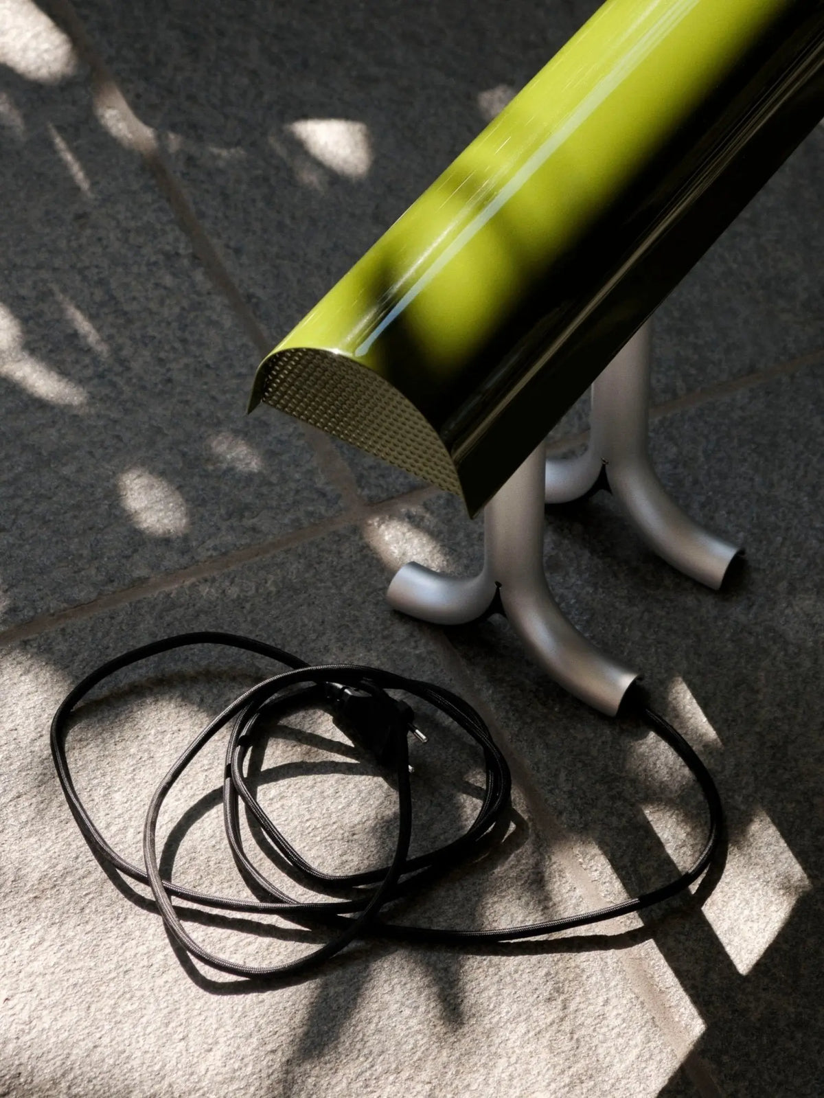 HAY Anagram pöytävalaisin vihreä - Laatukaluste