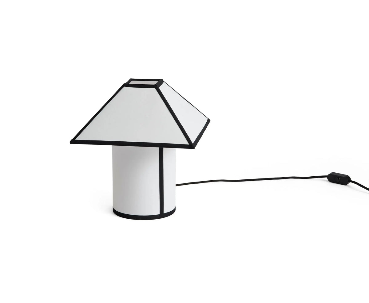 HAY Ava Pyramid 29 pöytävalaisin valkoinen HAY