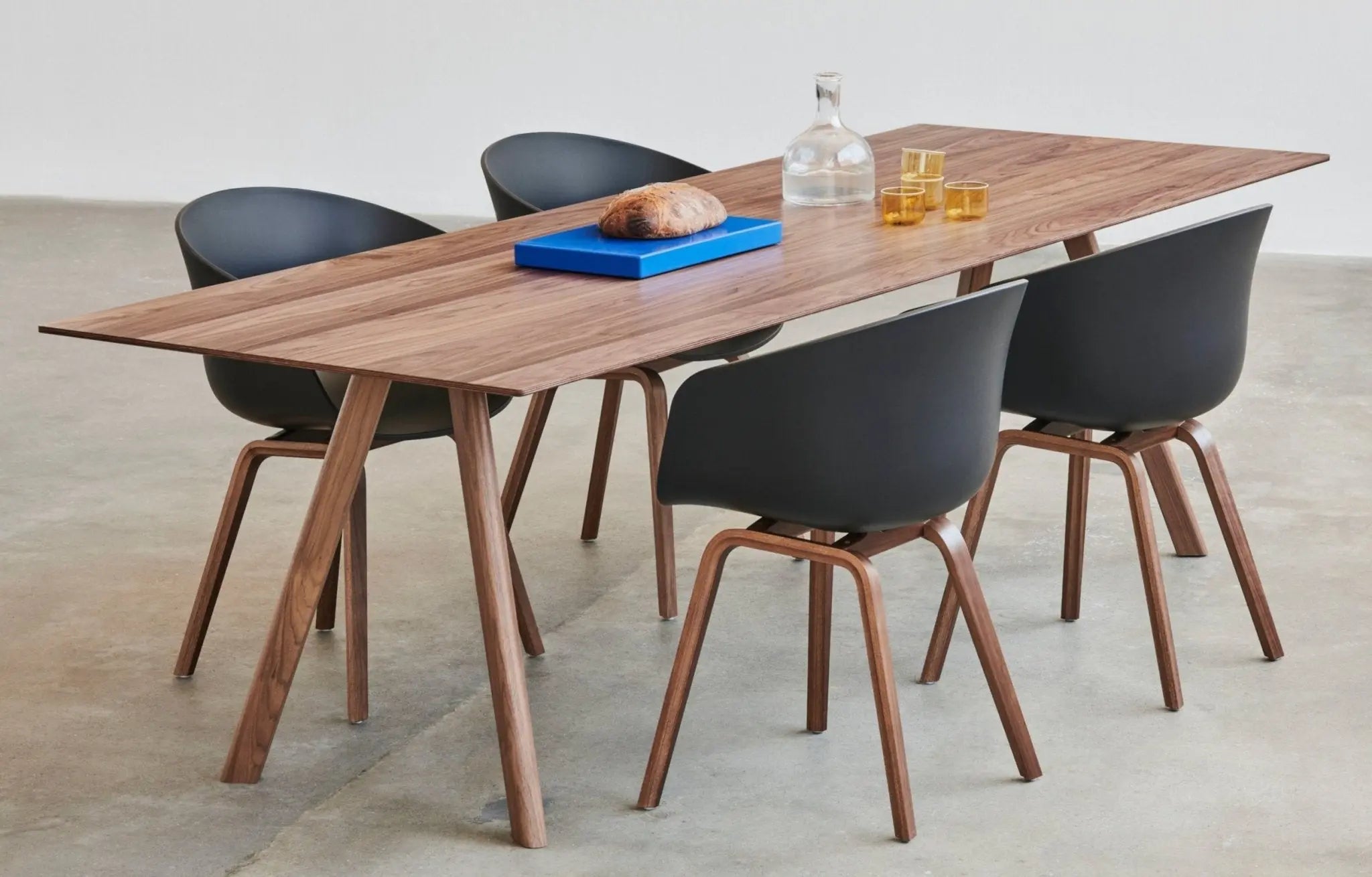 HAY CPH30 pöytä 200x90 lakattu pähkinä - Laatukaluste