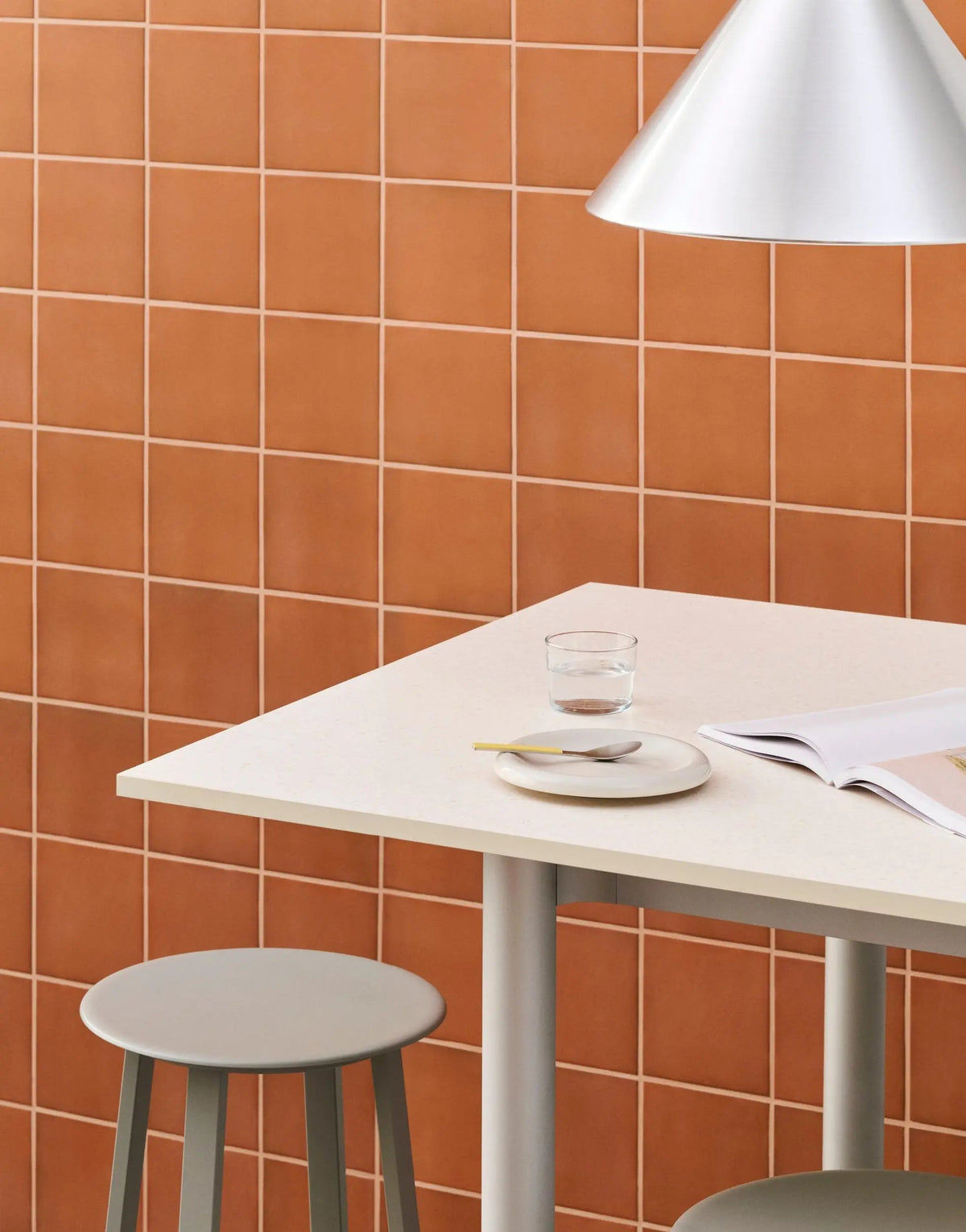 HAY Compass 430 riippuvalaisin harjattu alumiini HAY