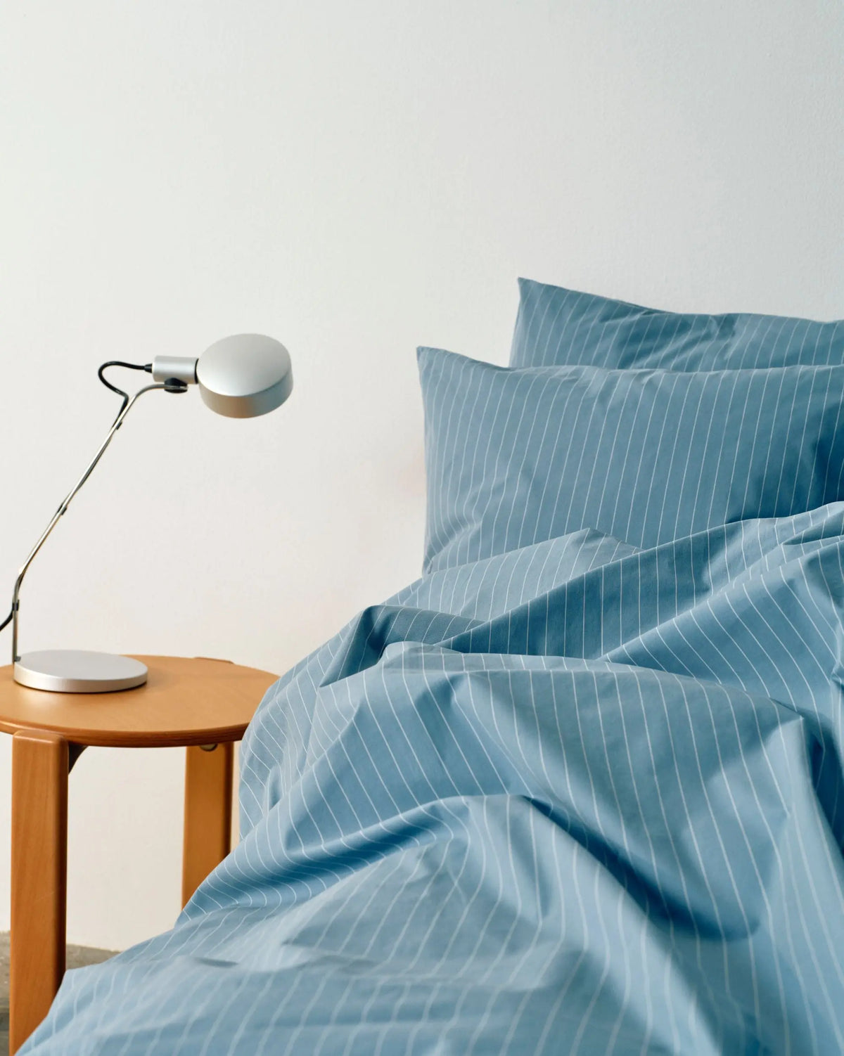 HAY Fineline pussilakana 150x210 sininen HAY