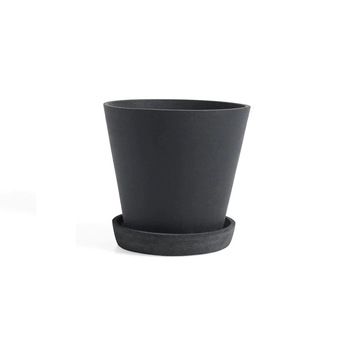 HAY Flowerpot L ruukku+lautanen musta - Laatukaluste