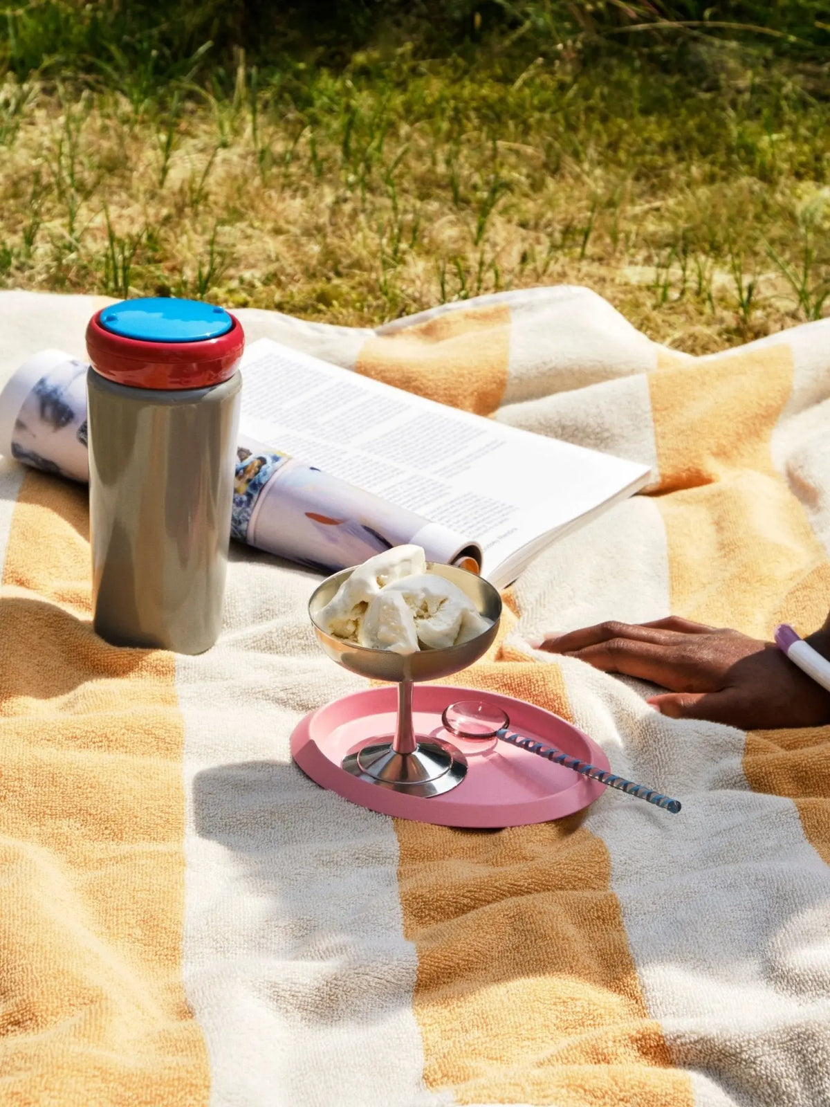 HAY Italialainen jäätelökuppi teräs - Laatukaluste