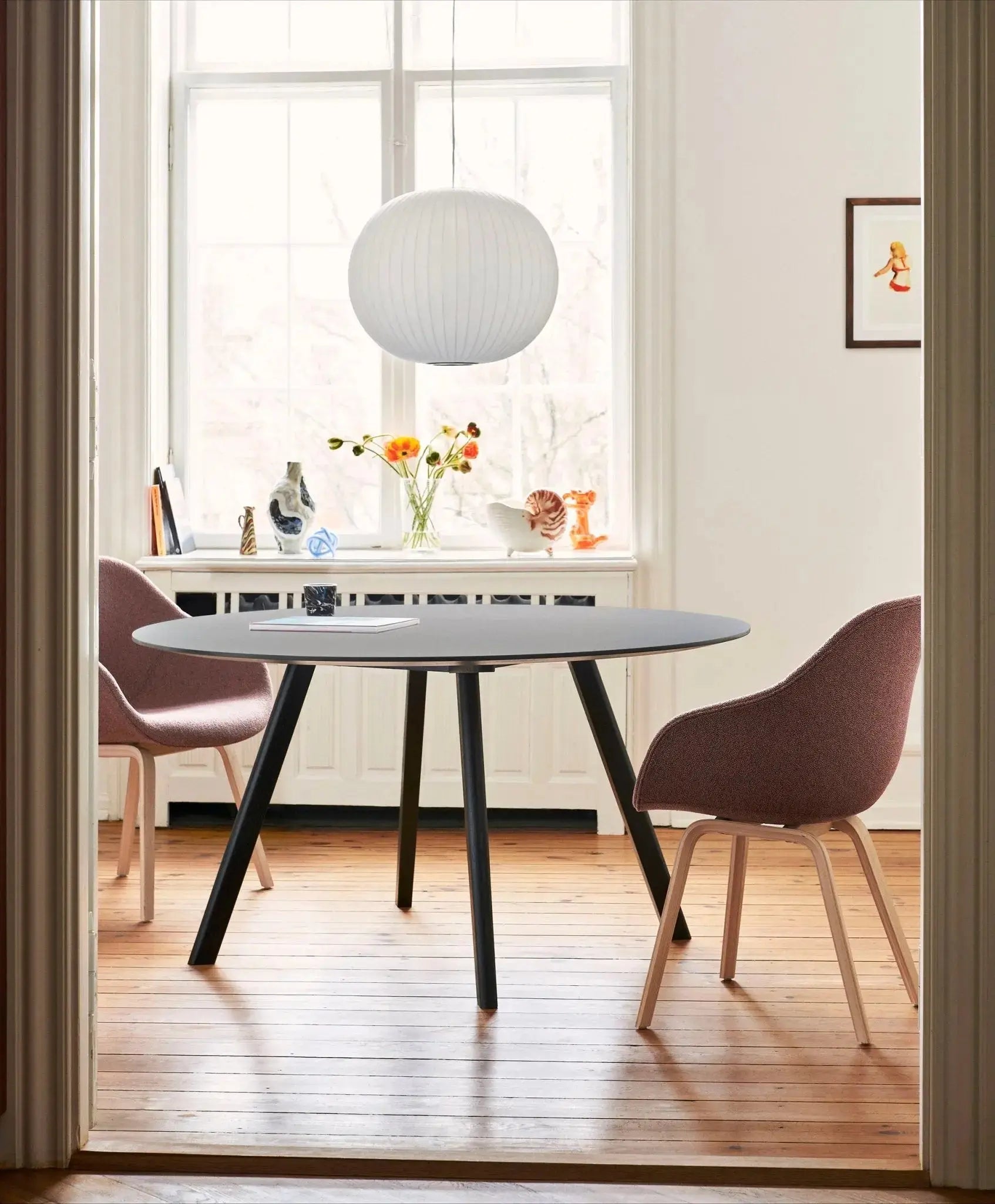 HAY Nelson Ball Bubble valaisin M - Laatukaluste