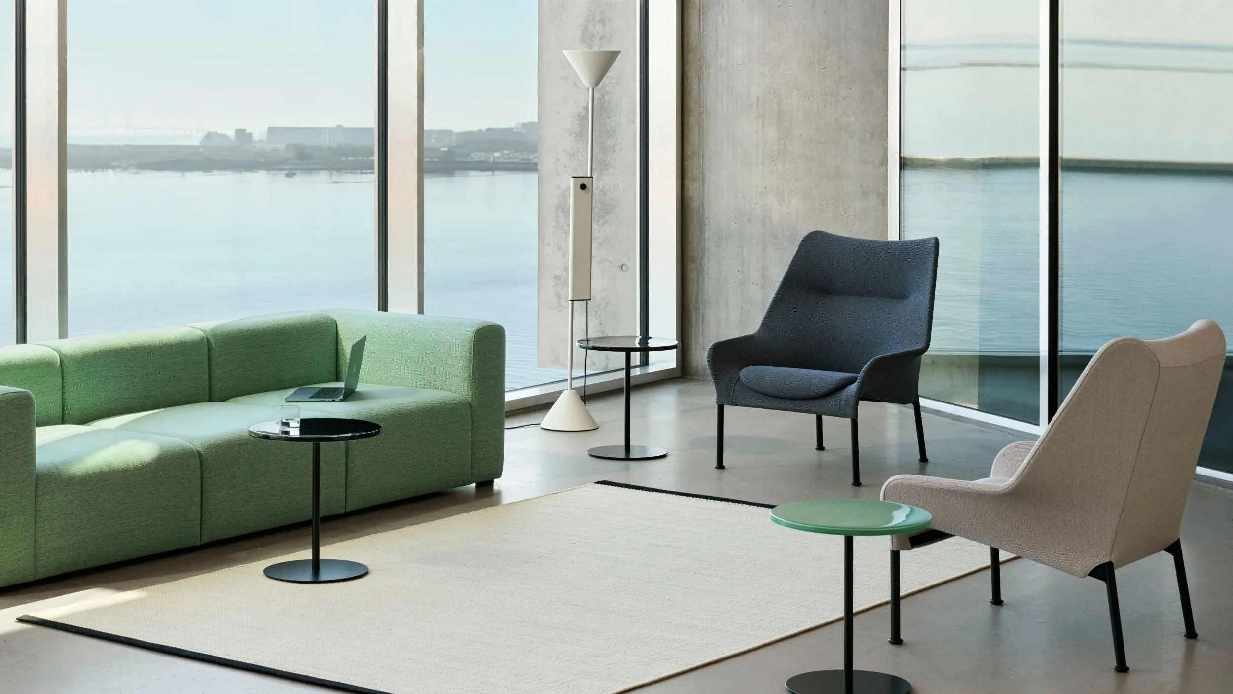 HAY O2 lepotuoli harmaa/musta HAY