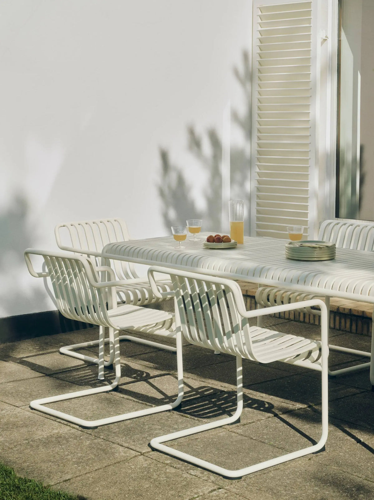 HAY Palissade Cantilever Dining nojatuoli kermanvalkoinen HAY