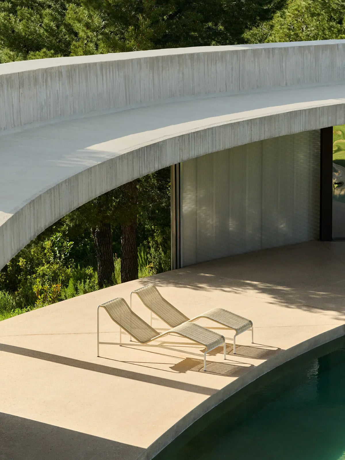 HAY Palissade Cord aurinkotuoli kermanvalkoinen HAY