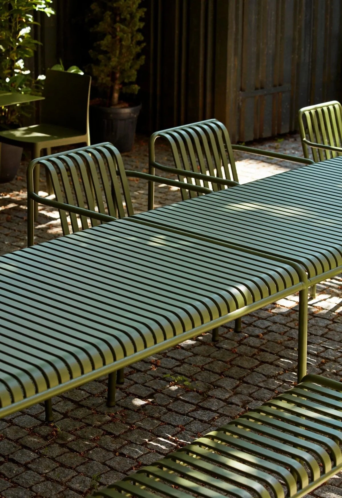 HAY Palissade Dining nojatuoli oliivinvihreä - Laatukaluste