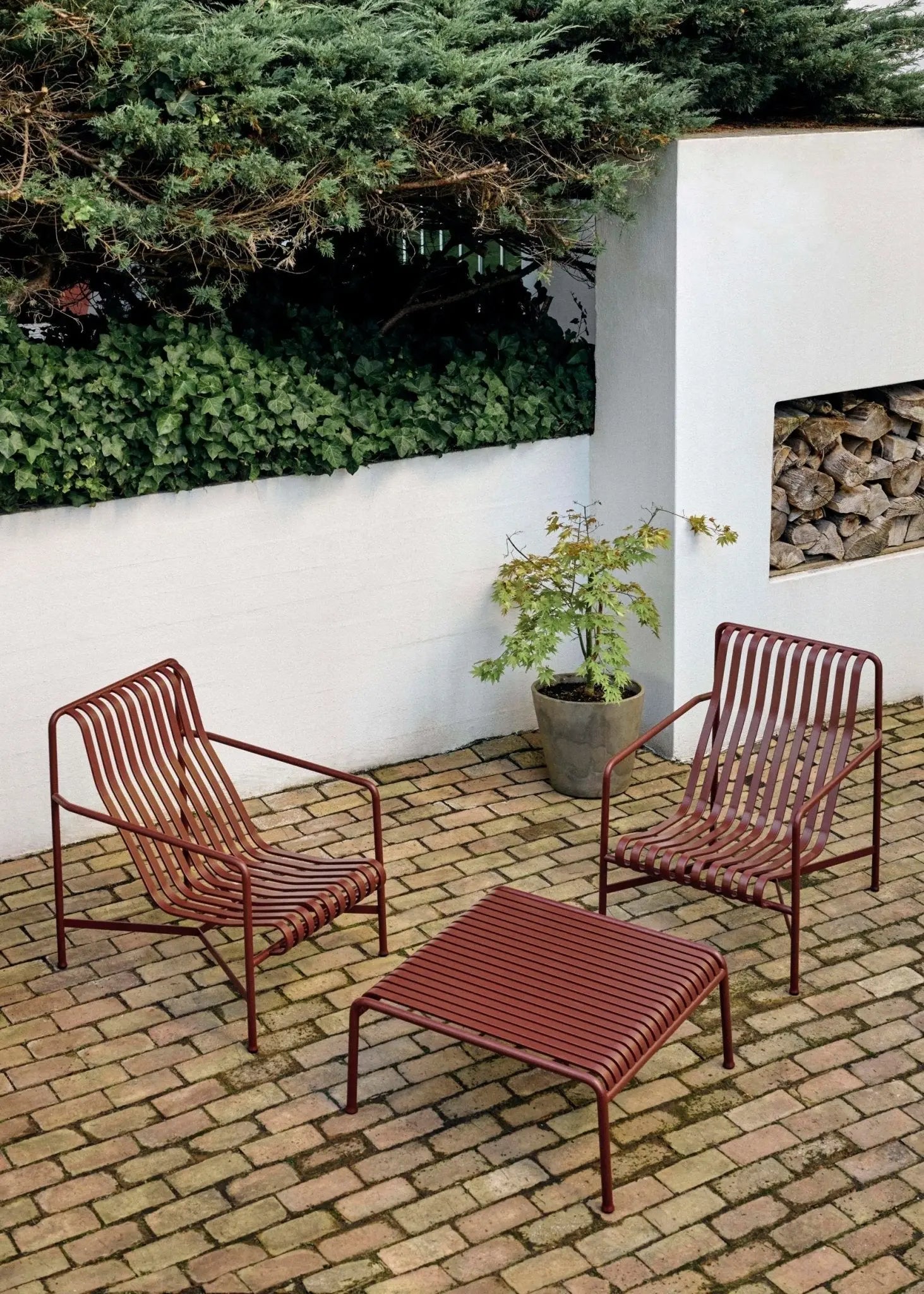 HAY Palissade Lounge nojatuoli korkea punainen - Laatukaluste