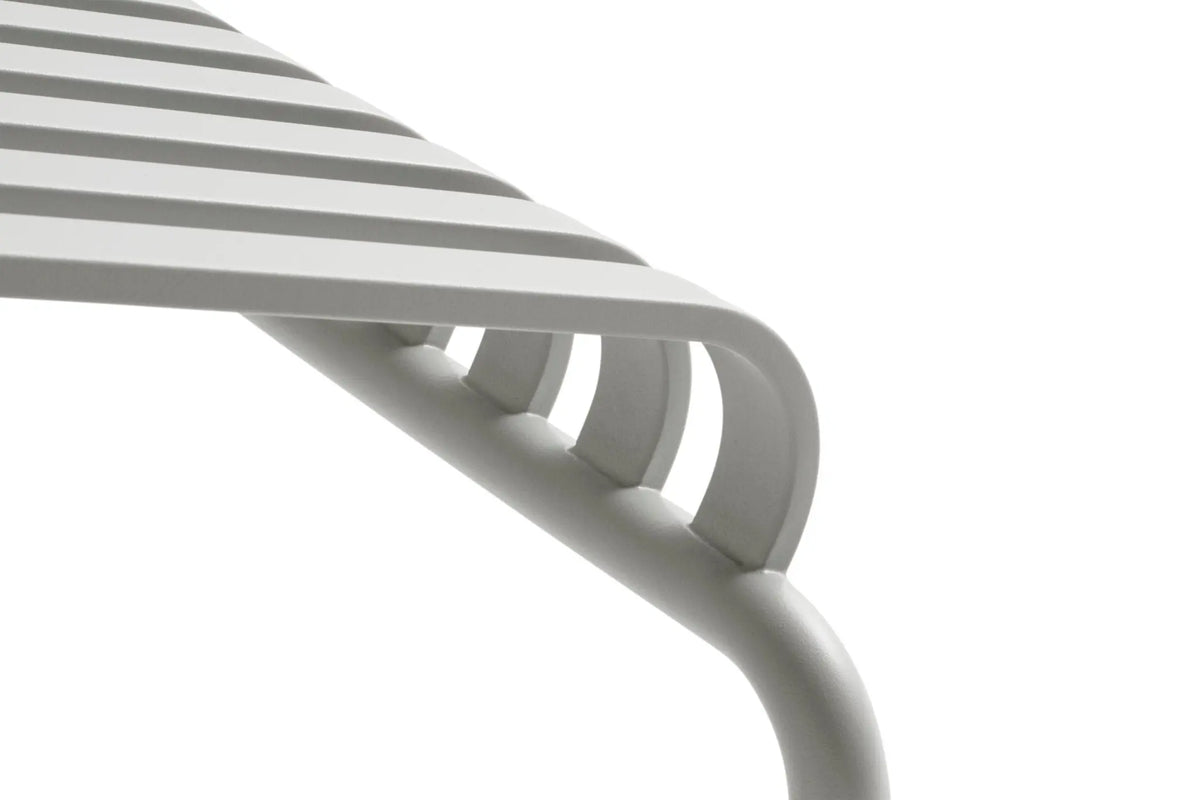 HAY Palissade aurinkotuoli vaaleanharmaa - Laatukaluste