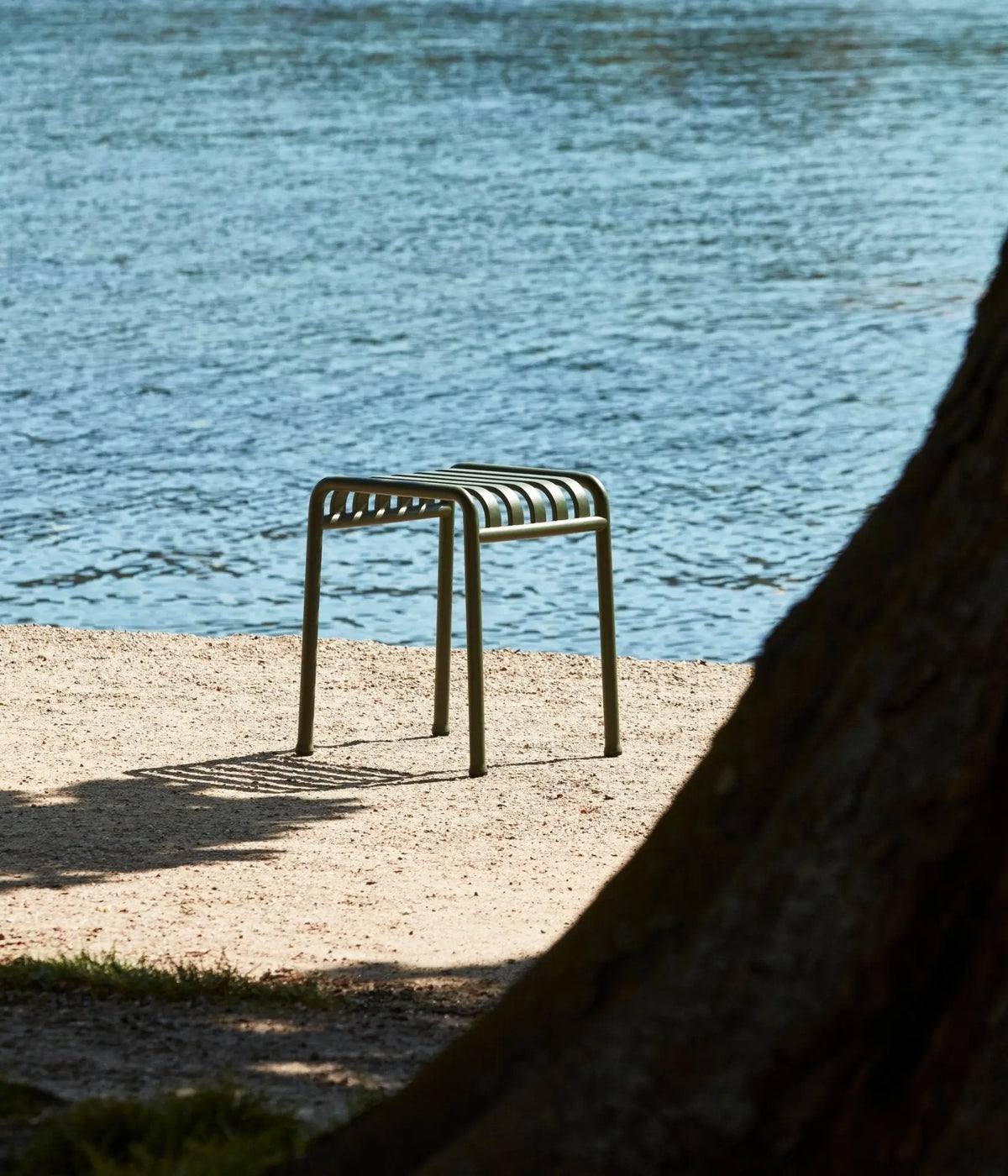 HAY Palissade jakkara oliivinvihreä - Laatukaluste