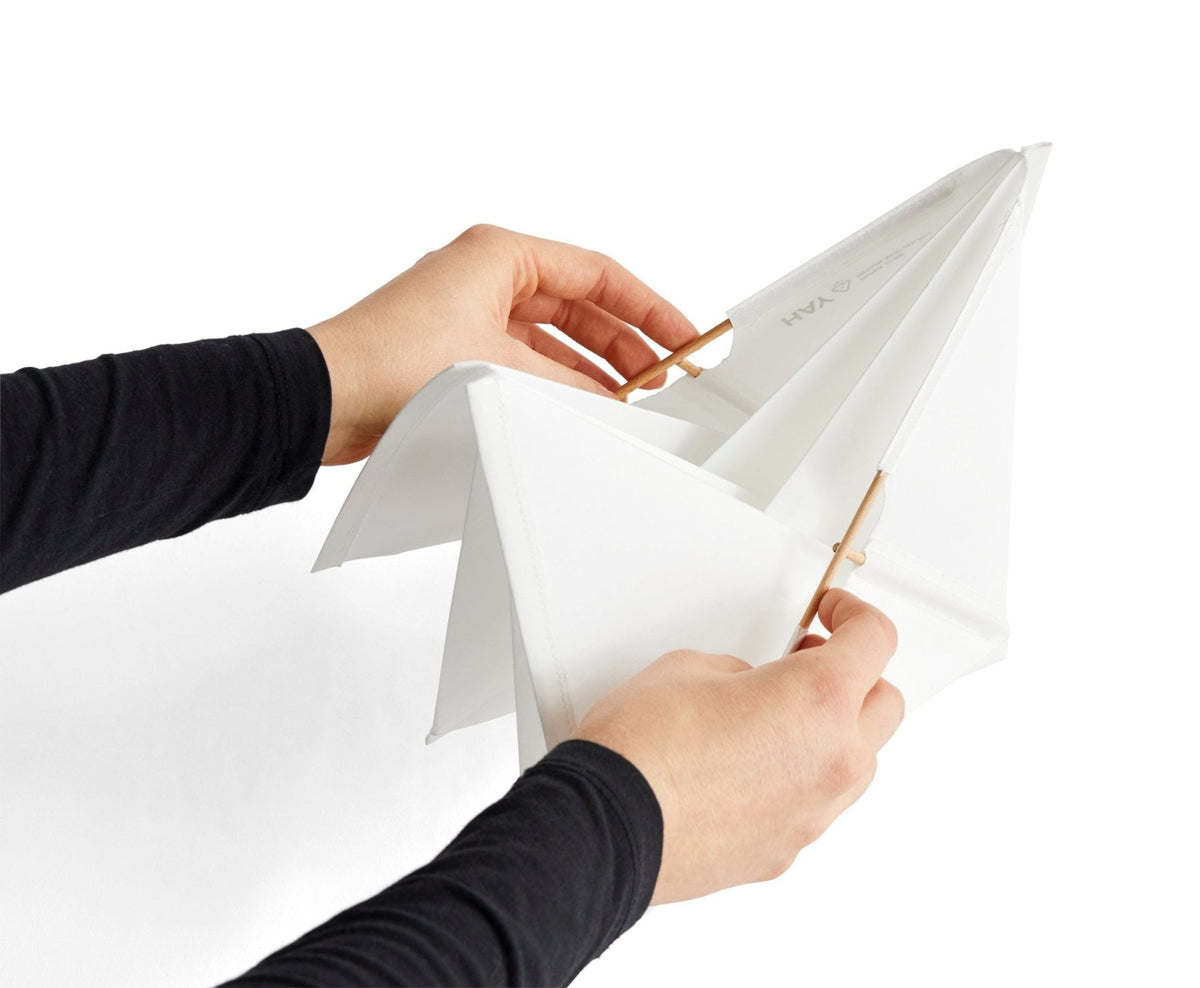 HAY Paper Cube pöytävalaisin - Laatukaluste