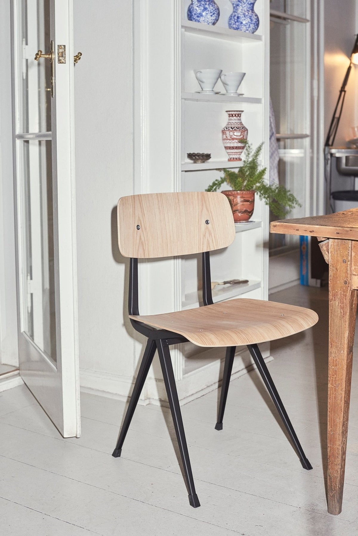 HAY Result tuoli tammi/musta - Laatukaluste