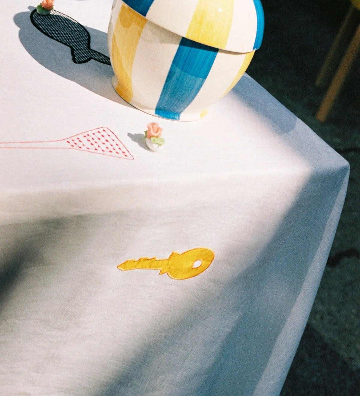 HAY Sobremesa Stripe keksipurkki - Laatukaluste