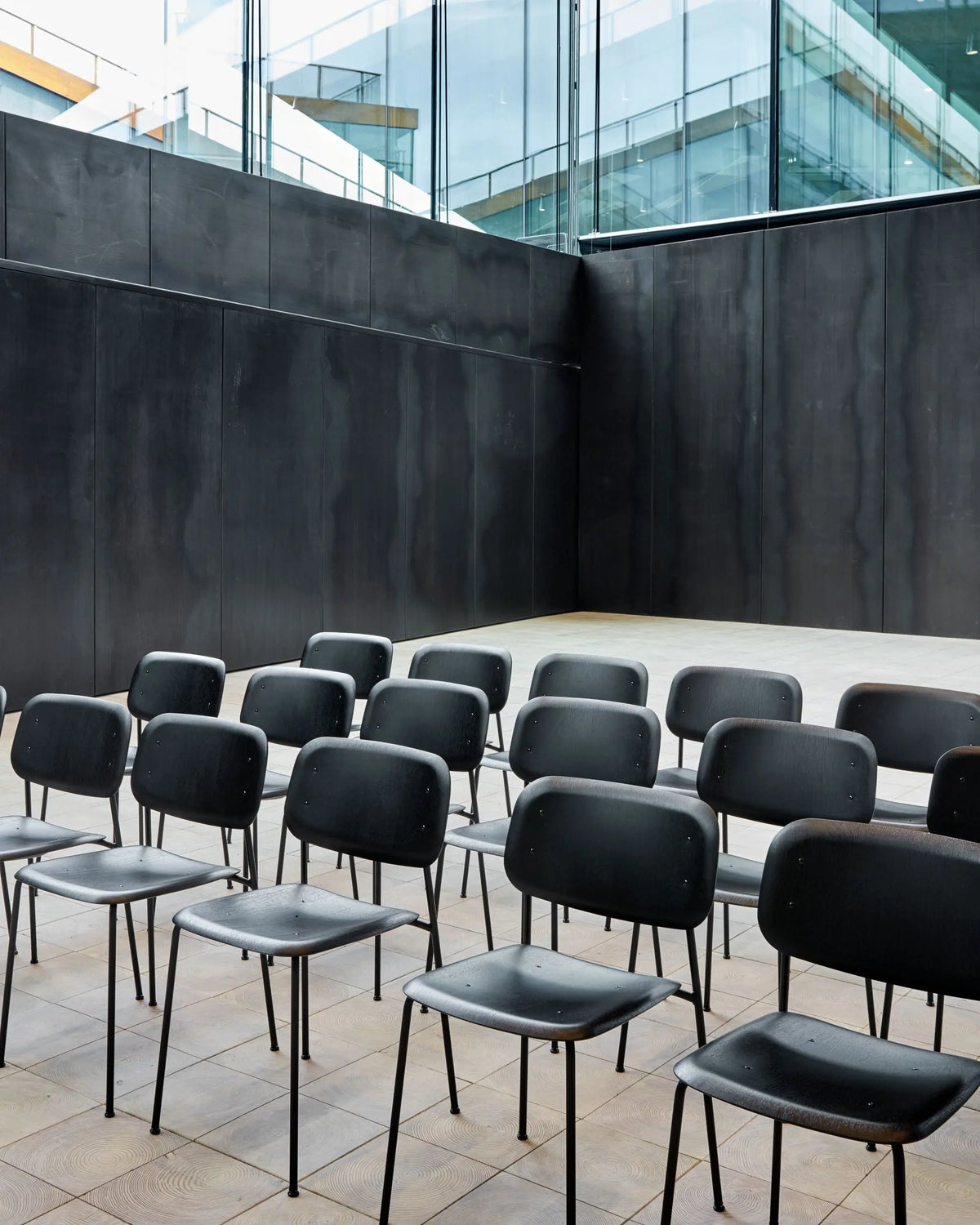 HAY Soft Edge 40 tuoli musta HAY